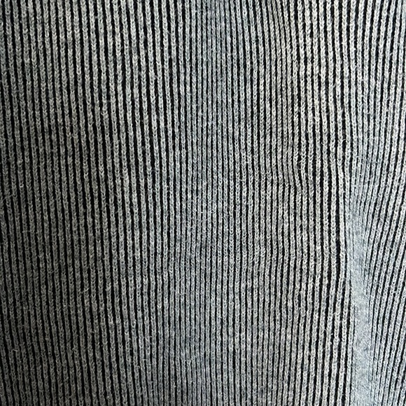 Express sweater M slim fit or S. - Picture 2 of 6